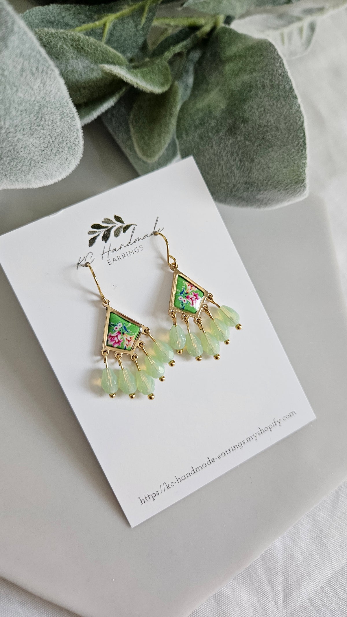 Green Unicorn Lis Loos Dainty with Acrylic Beads