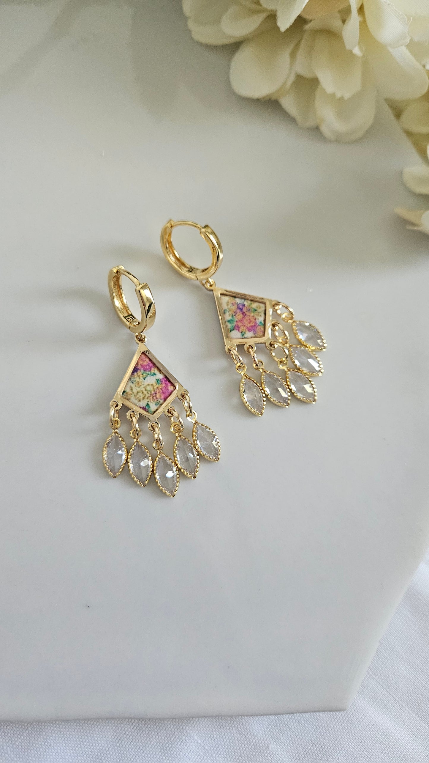 Vintage Lis Loos Diamond Dainty