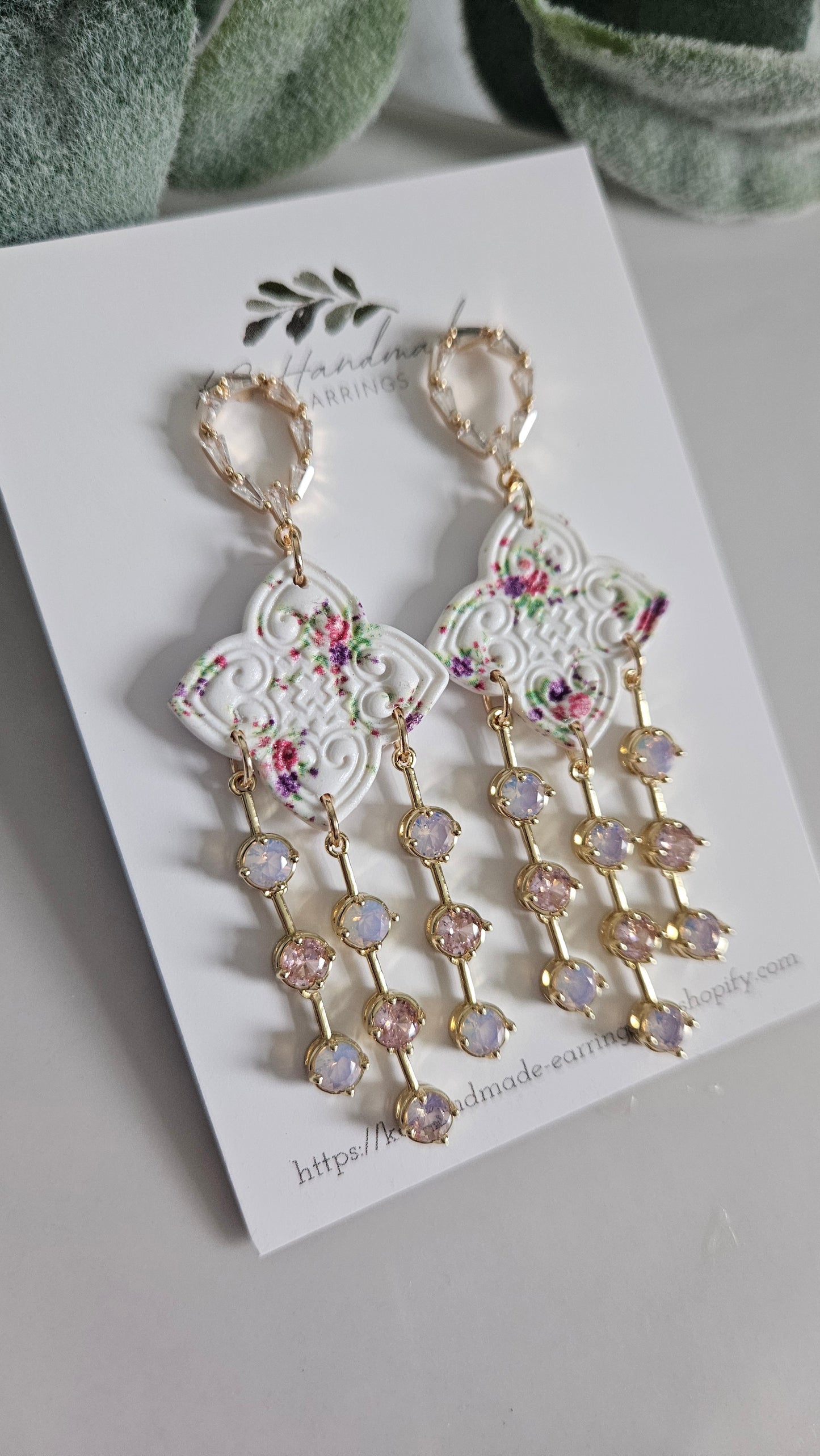 Flower lis loos Dangle with Pink Ombre CZ Charms