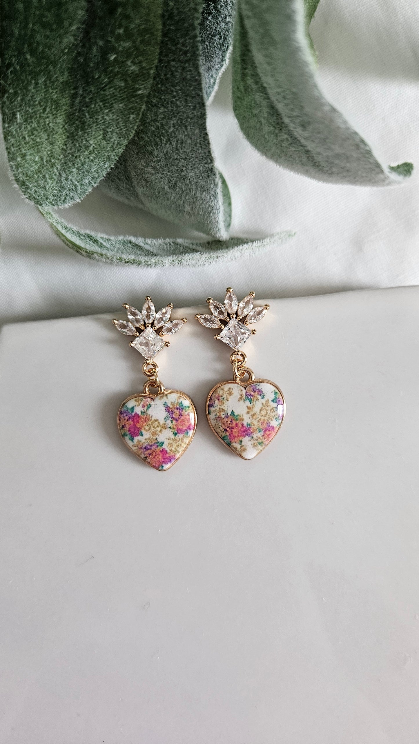 Vintage Lis Loos Heart Flower Stud