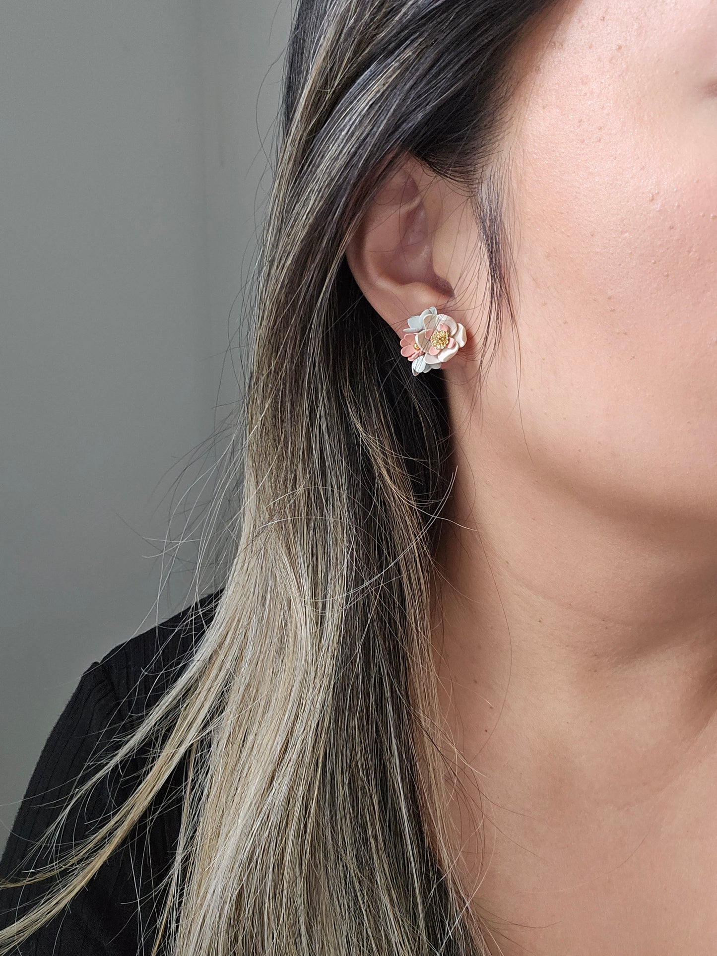 Floral Stud Bouqet