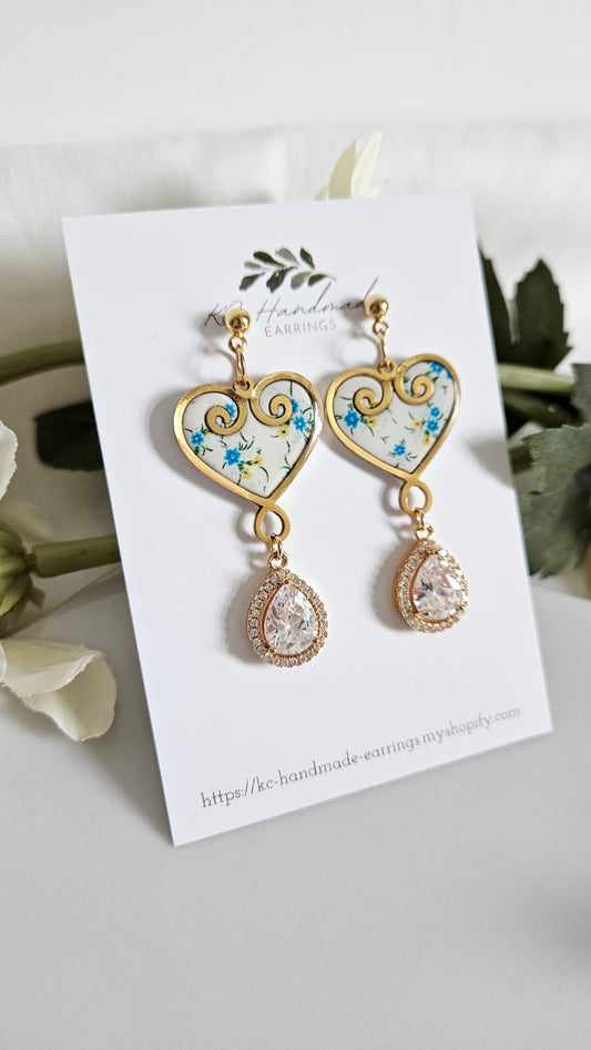 Swirl heart Dangle