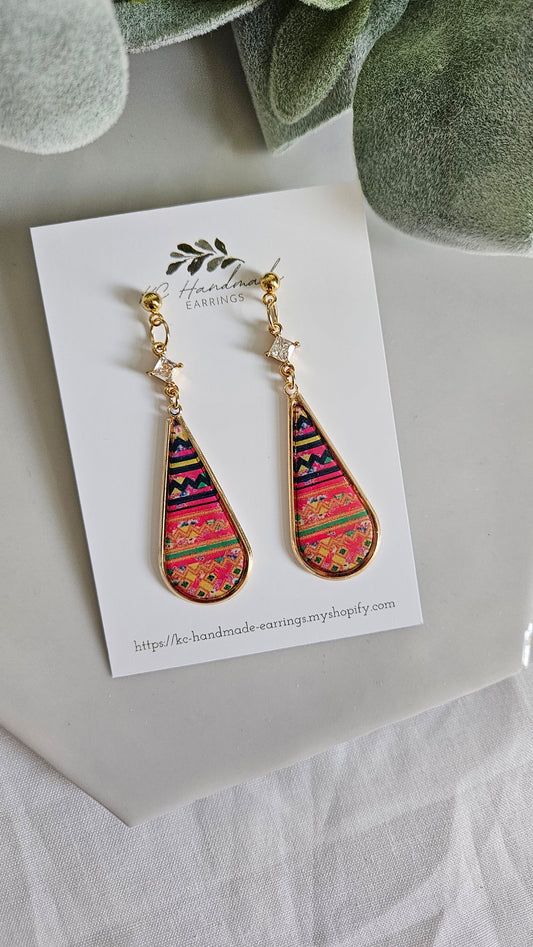 Hmong Leng Teardrop