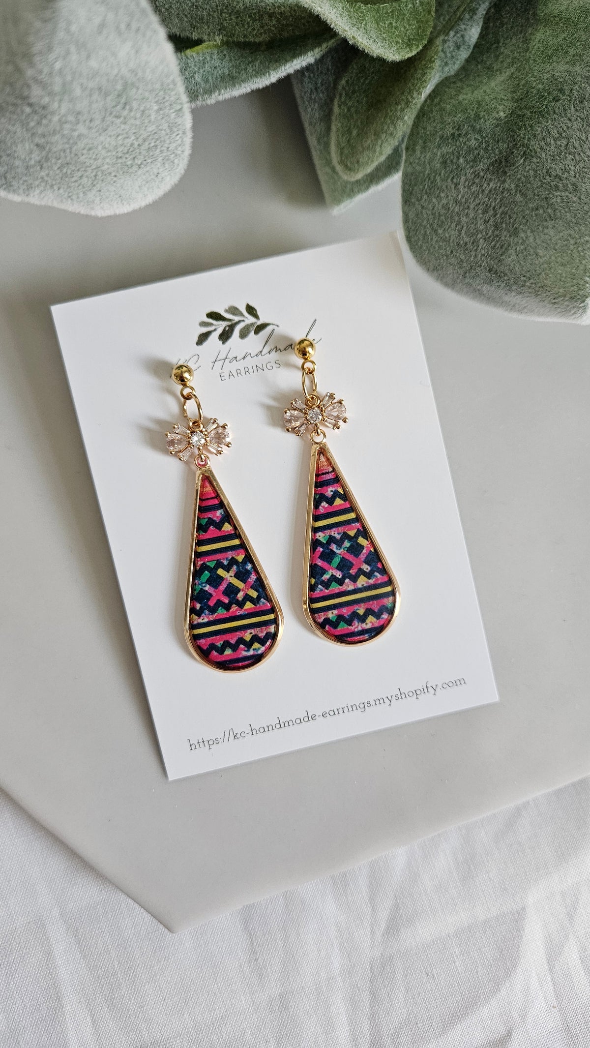 Hmong Leng Blue Teardrop